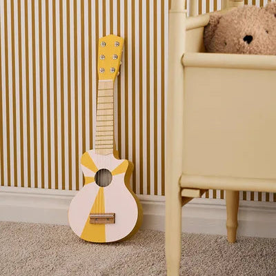 Guitarra Amarela e Branca